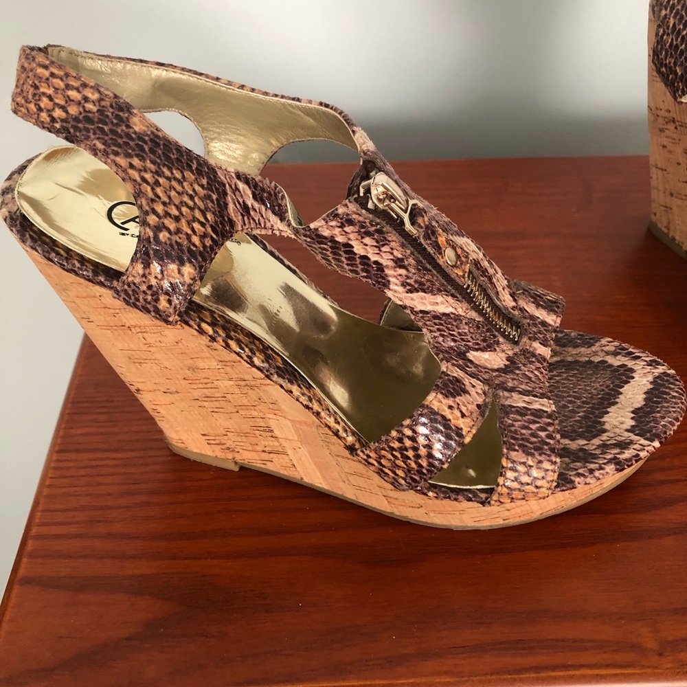 Zip front wedge sandal